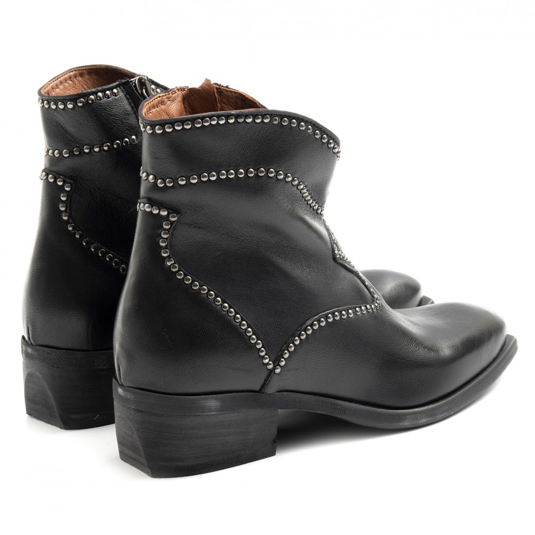 Zoe women's tex ankle boot in black leather with studs